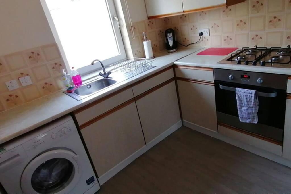 Faodail, 1 Bed Studio Apartment At Ravenscraig Castle And Park Kirkcaldy Esterno foto